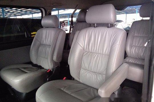 White Toyota Hiace 2013 at 59536 km for sale -6