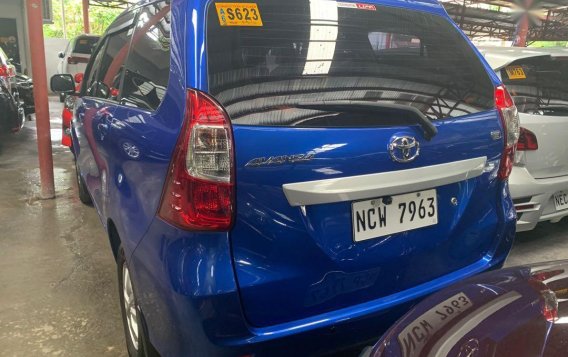 Selling Blue Toyota Avanza 2018 in Quezon City-3