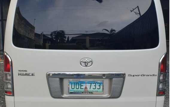 2013 Toyota Grandia for sale in Quezon City -3