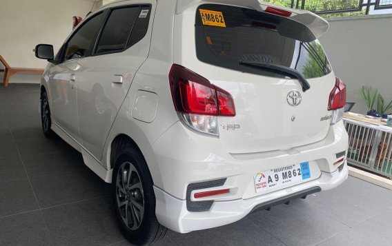 Selling White Toyota Wigo 2019 in Quezon City-1