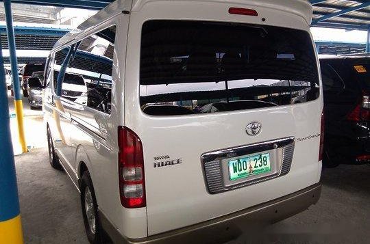 White Toyota Hiace 2013 at 59536 km for sale -3