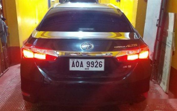 Selling Black Toyota Corolla Altis 2014 in Pasay-2