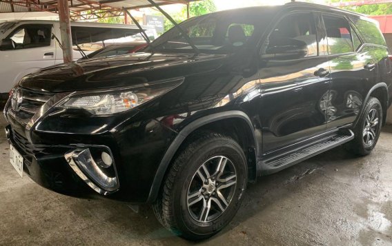 Sell Black 2017 Toyota Fortuner in Quezon City -2