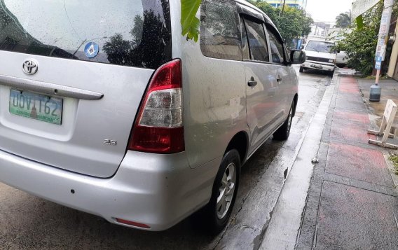 2013 Toyota Innova at 45000 km for sale -3