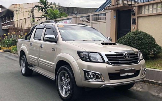 2015 Toyota Hilux for sale in Quezon City