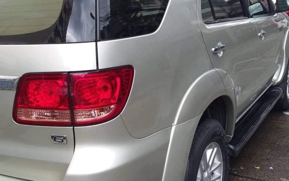 2006 Toyota Fortuner for sale in Quezon City-5