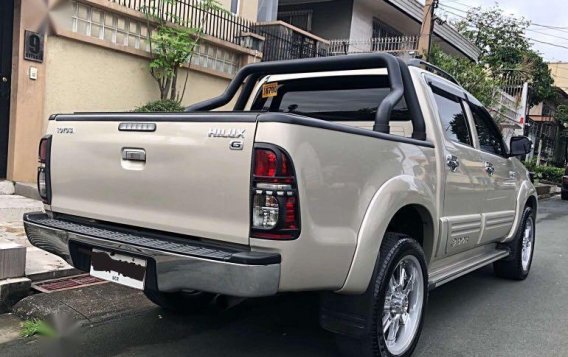 2015 Toyota Hilux for sale in Quezon City-5