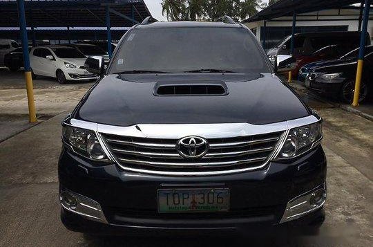 Selling Black Toyota Fortuner 2012 at 64000 km-1