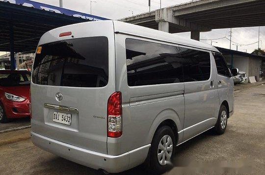 Sell Silver 2018 Toyota Hiace Manual Diesel at 17000 km-5