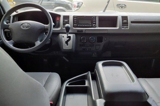 White Toyota Hiace 2013 Automatic Diesel for sale-8