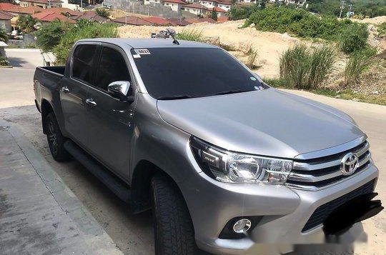 Selling Silver Toyota Hilux 2016 at 18300 km