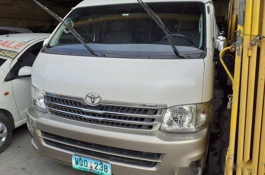 White Toyota Hiace 2013 Automatic Diesel for sale-1