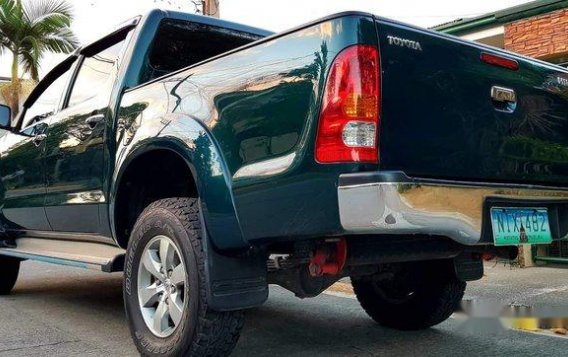 Selling Green Toyota Hilux 2010 in Quezon City-4