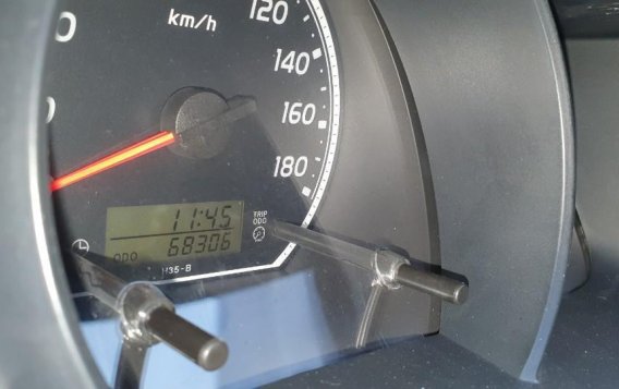 2013 Toyota Grandia at 68000 km for sale -9