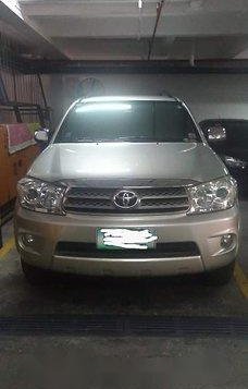 Selling Toyota Fortuner 2011 Automatic Gasoline 