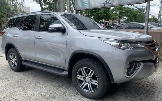 Toyota Fortuner 2017 for sale in Quezon City -2