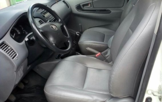 Toyota Innova 2010 for sale in Taguig-4