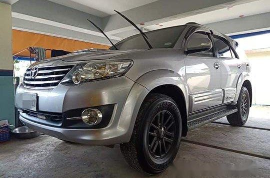 Selling Silver Toyota Fortuner 2015 at 48000 km in Batangas City-2