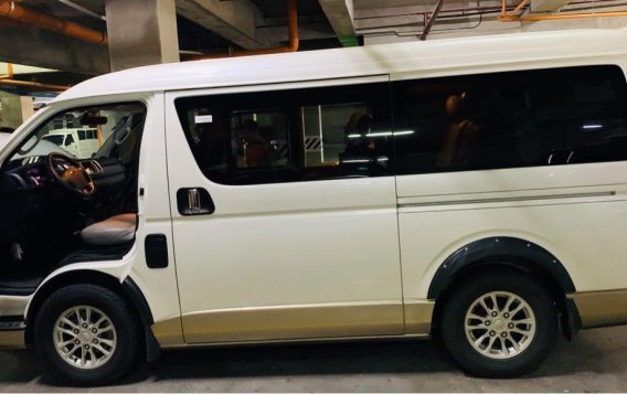 2016 Toyota Hiace for sale in Pasig -8