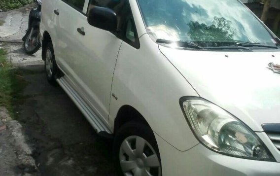 Toyota Innova 2010 for sale in Taguig-8