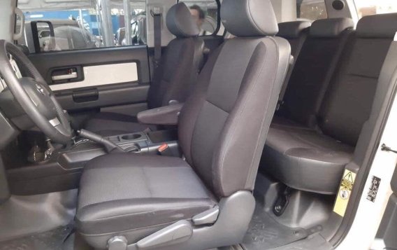 2015 Toyota Fj Cruiser for sale in Makati -8