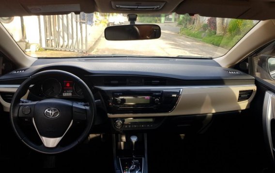 2015 Toyota Corolla Altis for sale in Dasmariñas -8
