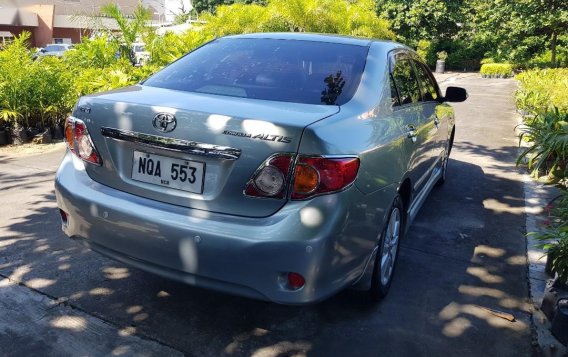 2010 Toyota Corolla Altis for sale in Muntinlupa -3