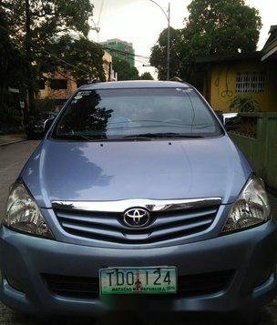 Sell Blue 2012 Toyota Innova Automatic Diesel at 6000 km 