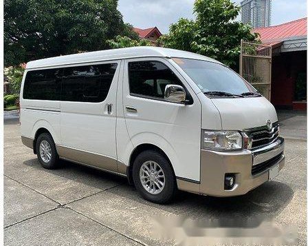 White Toyota Hiace 2016 at 10966 km for sale 