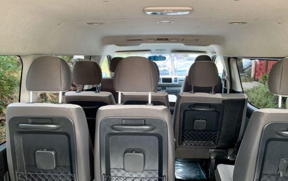 2015 Toyota Hiace at 42000 km for sale -7
