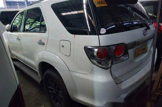 White Toyota Fortuner 2016 at 24000 km for sale -2