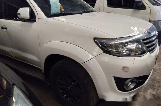 White Toyota Fortuner 2016 at 24000 km for sale -3