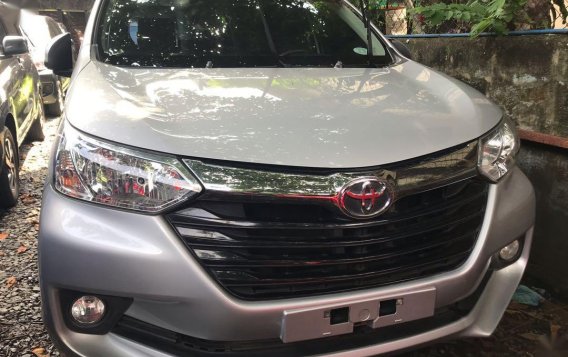 Selling Silver Toyota Avanza 2017 in Quezon City