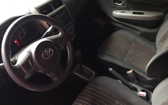 Selling Grey Toyota Wigo 2019 in Quezon City -5