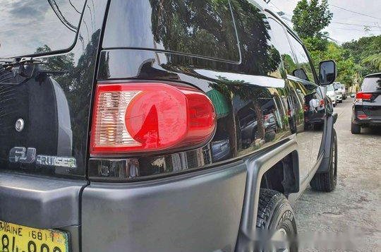 Black Toyota Fj Cruiser 2017 Automatic Gasoline for sale -5