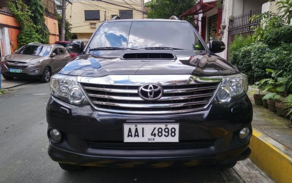 Used Black Toyota Fortuner 2014  at 38000 for sale in Pasig-2