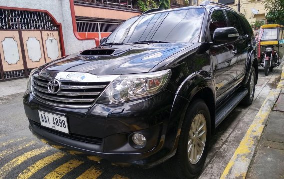 Used Black Toyota Fortuner 2014  at 38000 for sale in Pasig-1