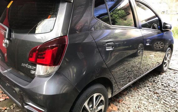 Selling Grey Toyota Wigo 2019 in Quezon City -3