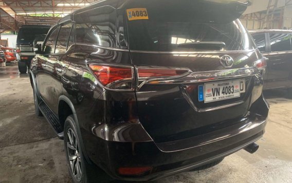 Sell Brown Toyota Fortuner 2017 ifor sale in Quezon City-3