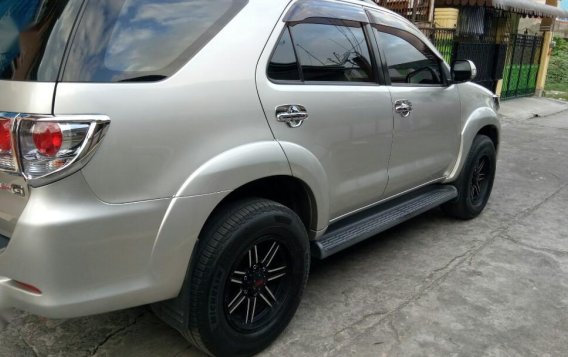 Toyota Fortuner 2013 for sale in Manila-2