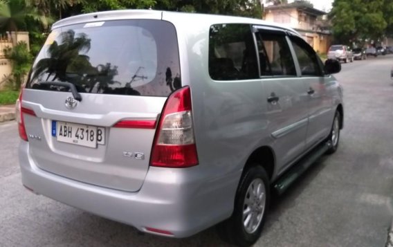 Used Toyota Innova E 2015 ALPHARD D4D for sale in Manila-4