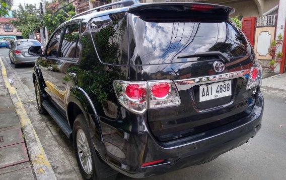 Used Black Toyota Fortuner 2014  at 38000 for sale in Pasig-3