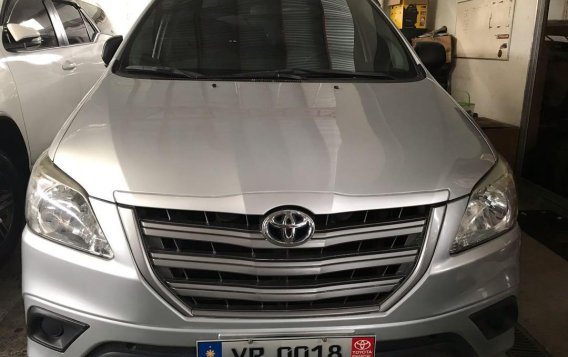 Selling Silver Toyota Innova 2015 in Quezon City