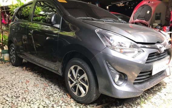 Selling Grey Toyota Wigo 2019 in Quezon City -1