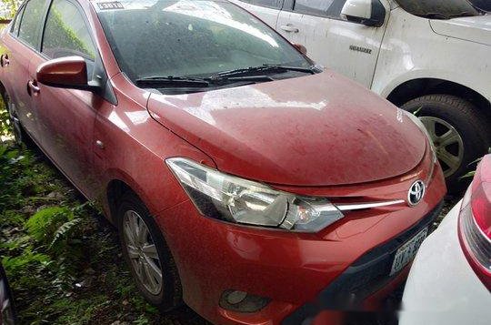 Selling Red Toyota Vios 2016 Manual Gasoline at 32000 km