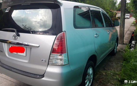 Used Toyota Innova 2011 for sale in Angeles -2