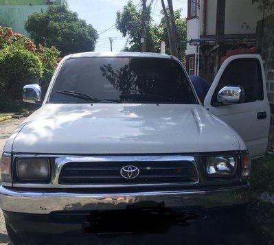 Sell White 1999 Toyota Hilux Manual Diesel at 125000 km 