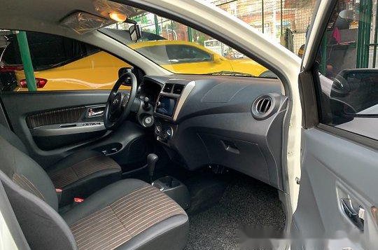 White Toyota Wigo 2017 at 11000 km for sale-8