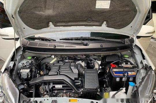 White Toyota Wigo 2017 at 11000 km for sale-4