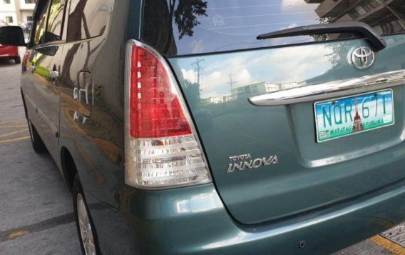 2010 Toyota Innova for sale in Taguig-1